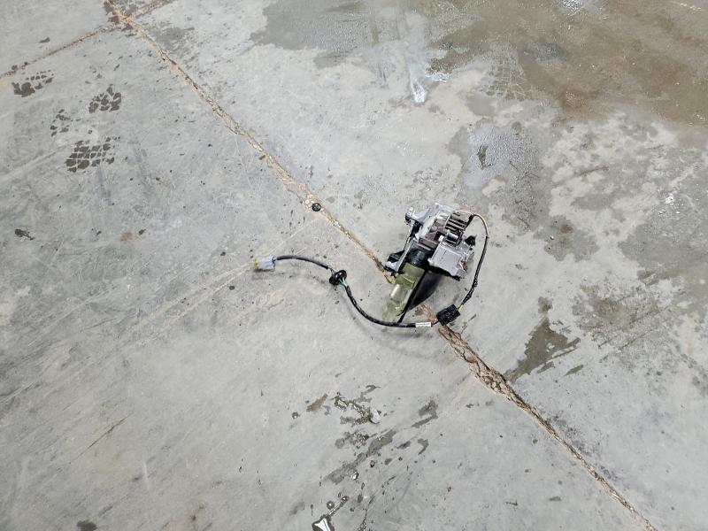 2018 Toyota Corolla მანქანა იყიდება აუქციონზე, vin: 2T1BURHE5JC058467, აუქციონის ნომერი: 49393206