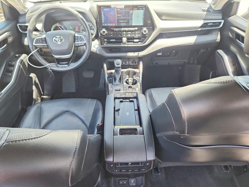 Продажа на аукционе авто 2022 Toyota Highlander, vin: 5TDEBRCH5NS078333, номер лота: 54830856