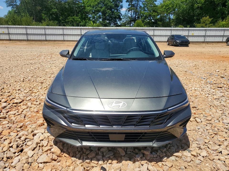 2025 Hyundai Elantra მანქანა იყიდება აუქციონზე, vin: KMHLN4DJ0SU176840, აუქციონის ნომერი: 53421256
