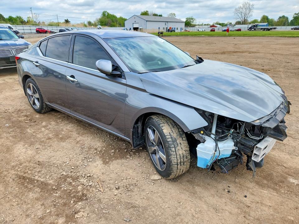 Продажа на аукционе авто 2020 Nissan Altima, vin: 1N4BL4EV6LC272864, номер лота: 53110136