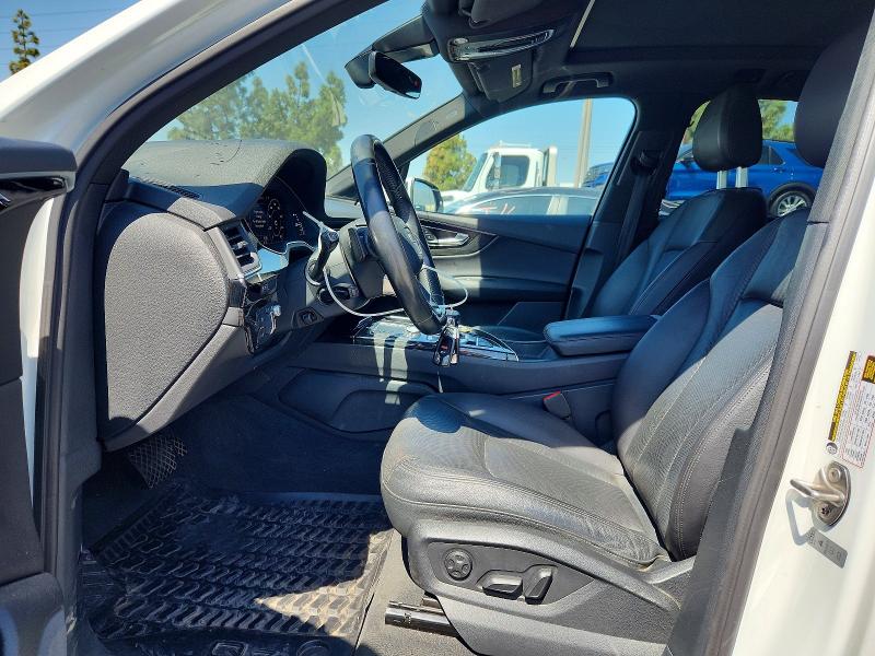 54493026 :رقم المزاد ، WA1VAAF7XHD013382 vin ، 2017 Audi Q7 مزاد بيع