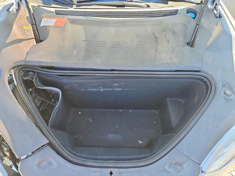 52951056 :رقم المزاد ، 5YJSA1E24HF232071 vin ، 2017 Tesla Model S مزاد بيع