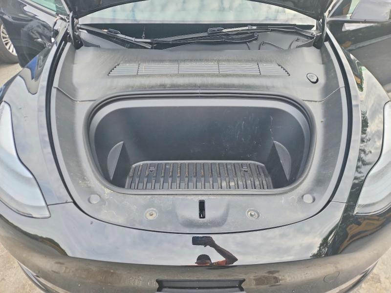 2025 Tesla Model Y მანქანა იყიდება აუქციონზე, vin: 7SAYGDEE3SF295290, აუქციონის ნომერი: 54603646