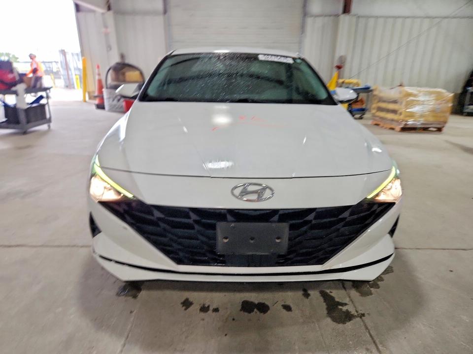 2021 Hyundai Elantra მანქანა იყიდება აუქციონზე, vin: 5NPLS4AG7MH011113, აუქციონის ნომერი: 52476476