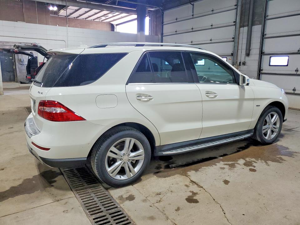 2012 Mercedes-benz Ml მანქანა იყიდება აუქციონზე, vin: 4JGDA5HB8CA017821, აუქციონის ნომერი: 53826866