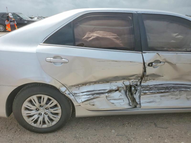 51917716 :رقم المزاد ، 4T4BF1FK9ER375232 vin ، 2014 Toyota Camry مزاد بيع