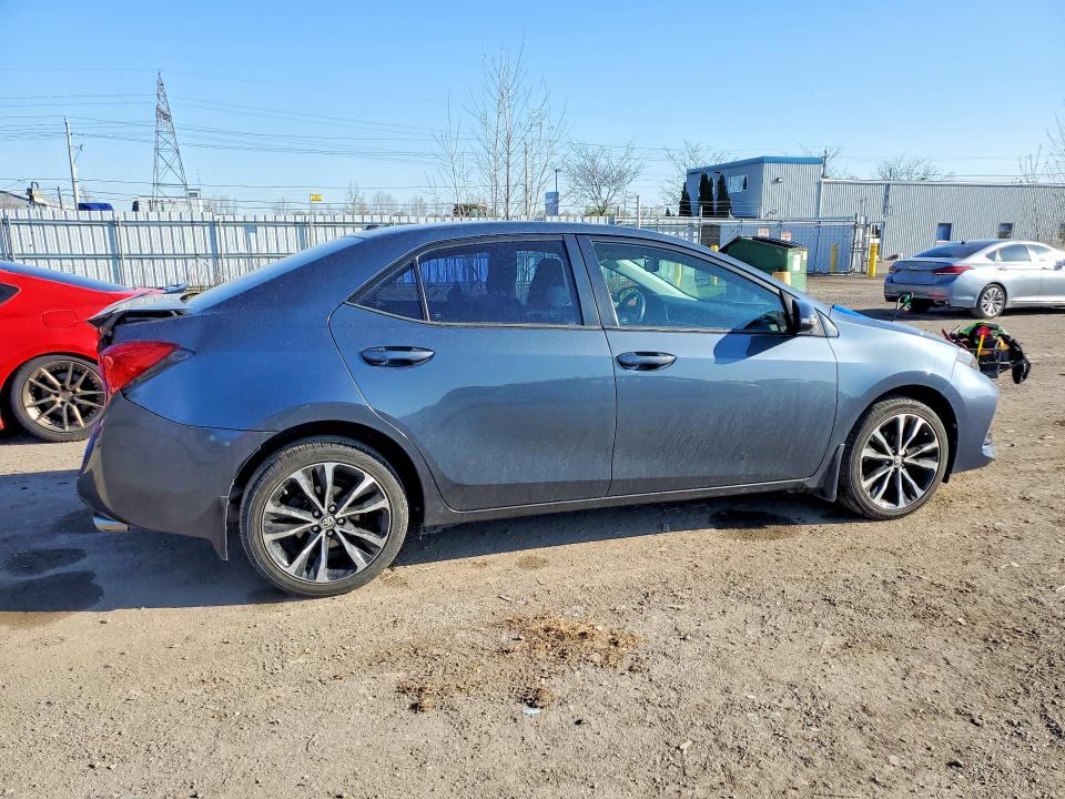 52718616 :رقم المزاد ، 2T1BURHE3HC884972 vin ، 2017 Toyota Corolla مزاد بيع