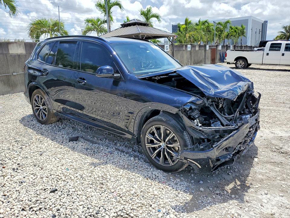 Продаж на аукціоні авто 2025 Bmw X5, vin: 5UX23EU05S9X88827, номер лоту: 54761376