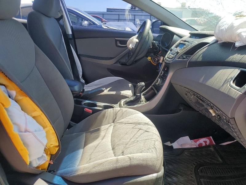 2016 Hyundai Elantra მანქანა იყიდება აუქციონზე, vin: 5NPDH4AE9GH706327, აუქციონის ნომერი: 53065826