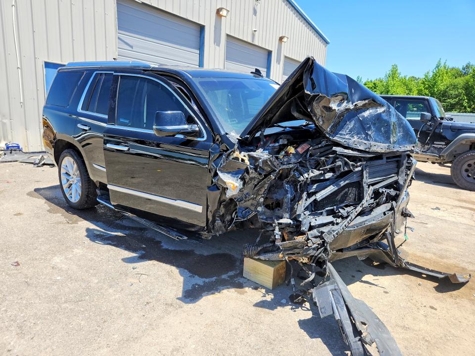 52842176 :رقم المزاد ، 1GYS4BKJ4KR296017 vin ، 2019 Cadillac Escalade مزاد بيع