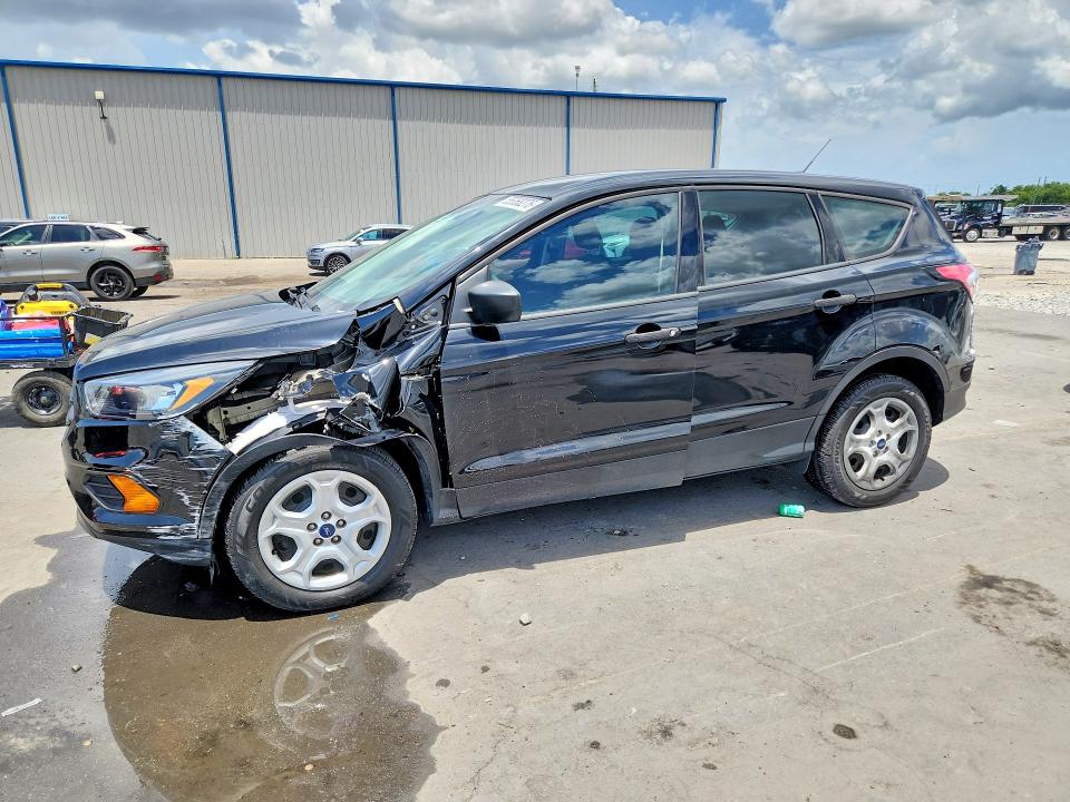 Auction sale of the 2018 Ford Escape, vin: 1FMCU0F75JUB36894, lot number: 55068276