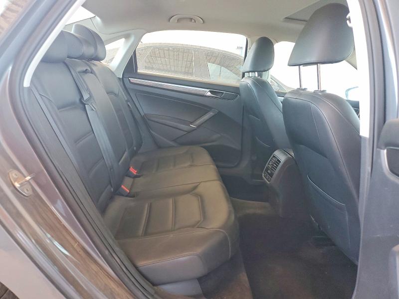 Продажа на аукционе авто 2018 Volkswagen Passat, vin: 1VWBA7A32JC023445, номер лота: 54921646