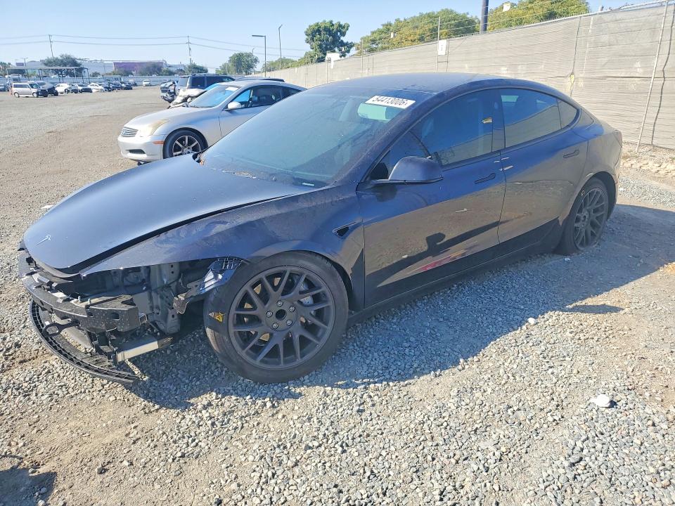54413006 :رقم المزاد ، 5YJ3E1EA6RF837002 vin ، 2024 Tesla Model 3 مزاد بيع