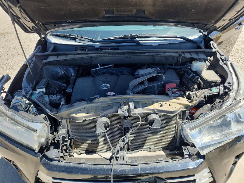 53900986 :رقم المزاد ، 5TDJZRFH1JS829492 vin ، 2018 Toyota Highlander مزاد بيع