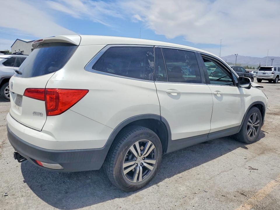 55034046 :رقم المزاد ، 5FNYF6H53JB027023 vin ، 2018 Honda Pilot مزاد بيع