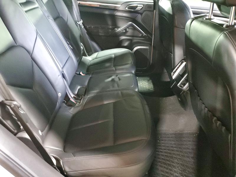 52386866 :رقم المزاد ، WP1AD2A25DLA71668 vin ، 2013 Porsche Cayenne مزاد بيع