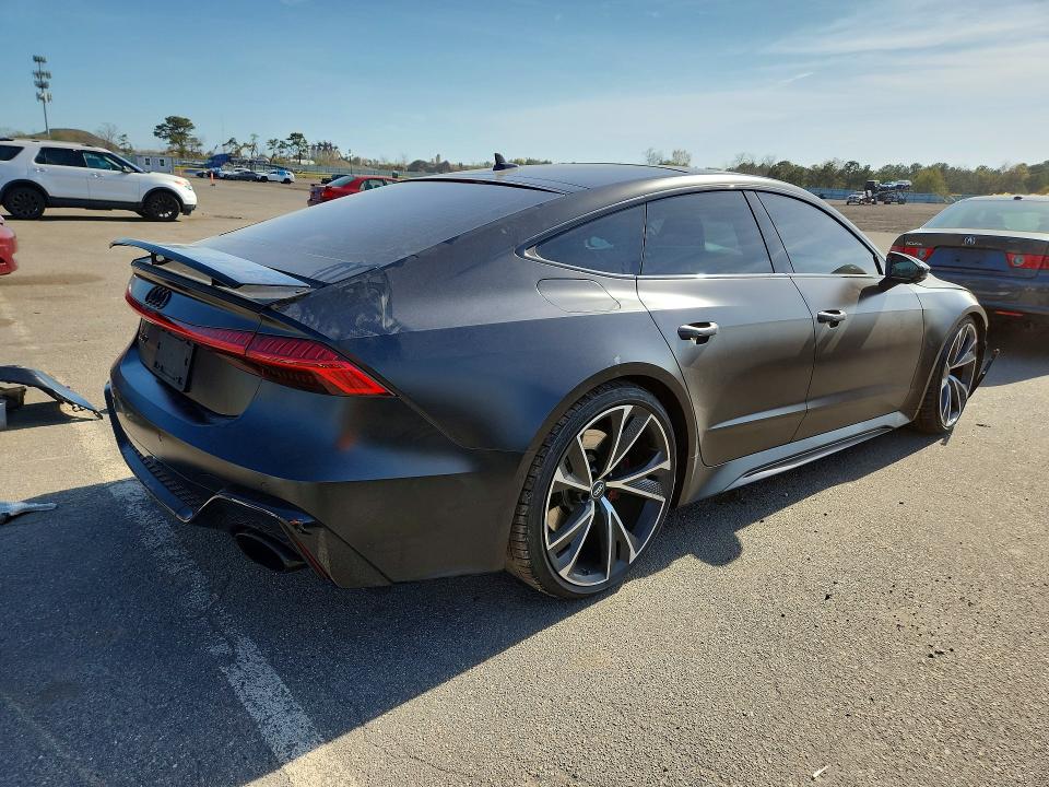 52204186 :رقم المزاد ، WUAPCBF26MN900469 vin ، 2021 Audi Rs7 مزاد بيع