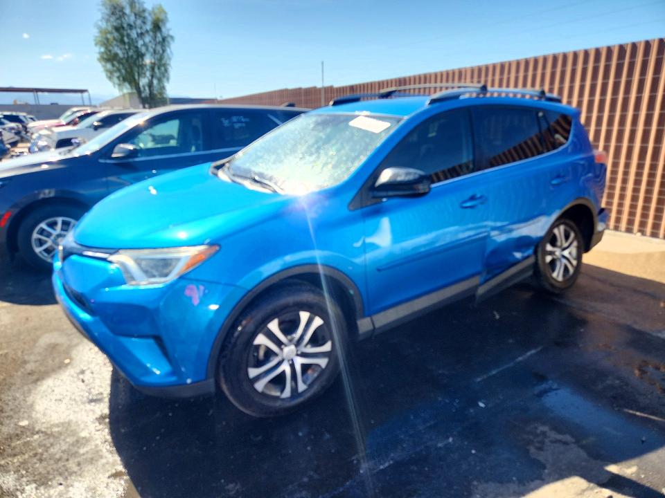 Продаж на аукціоні авто 2017 Toyota Rav4, vin: JTMZFREV5HD094539, номер лоту: 53002406