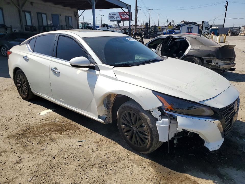 54385786 :رقم المزاد ، 1N4BL4DV2SN413577 vin ، 2025 Nissan Altima مزاد بيع