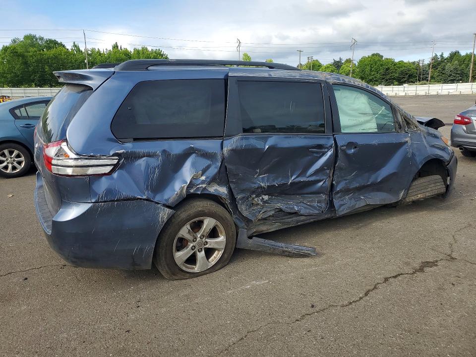 53578846 :رقم المزاد ، 5TDKK3DC8FS528433 vin ، 2015 Toyota Sienna مزاد بيع