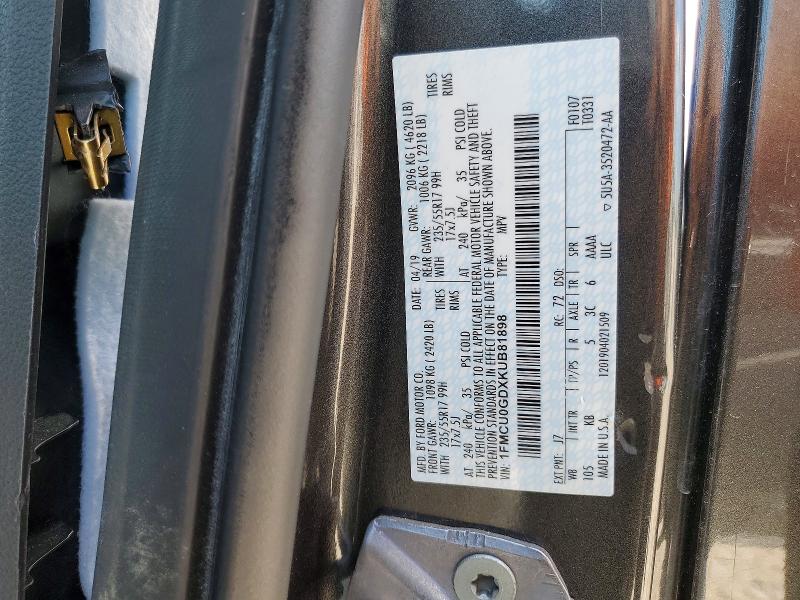 54132466 :رقم المزاد ، 1FMCU0GDXKUB81898 vin ، 2019 Ford Escape مزاد بيع