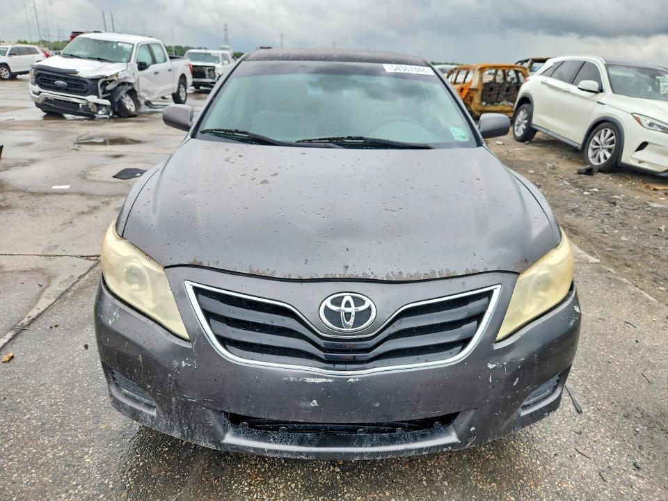 2010 Toyota Camry მანქანა იყიდება აუქციონზე, vin: 4T1BF3EK3AU032935, აუქციონის ნომერი: 54367846