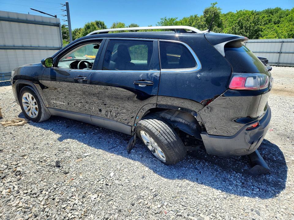 53027766 :رقم المزاد ، 1C4PJLCB5KD376554 vin ، 2019 Jeep Cherokee مزاد بيع
