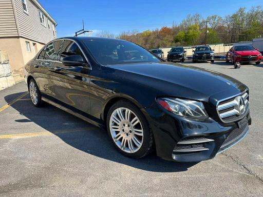 51313006 :رقم المزاد ، WDDZF4KB2HA037252 vin ، 2017 Mercedes-benz E مزاد بيع