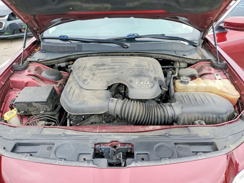 2015 Chrysler 300 მანქანა იყიდება აუქციონზე, vin: 2C3CCARG7FH868449, აუქციონის ნომერი: 52260586