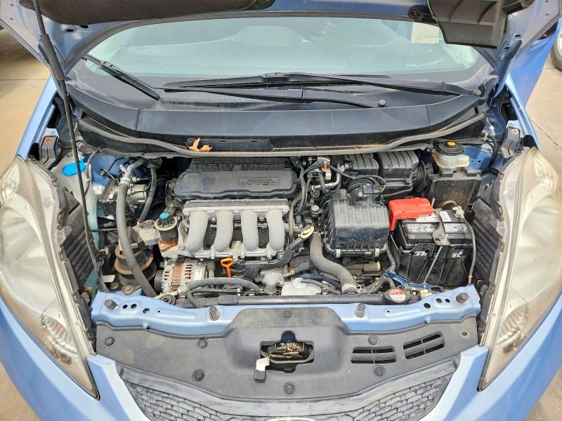 52507776 :رقم المزاد ، JHMGE8H48AC037723 vin ، 2010 Honda Fit مزاد بيع