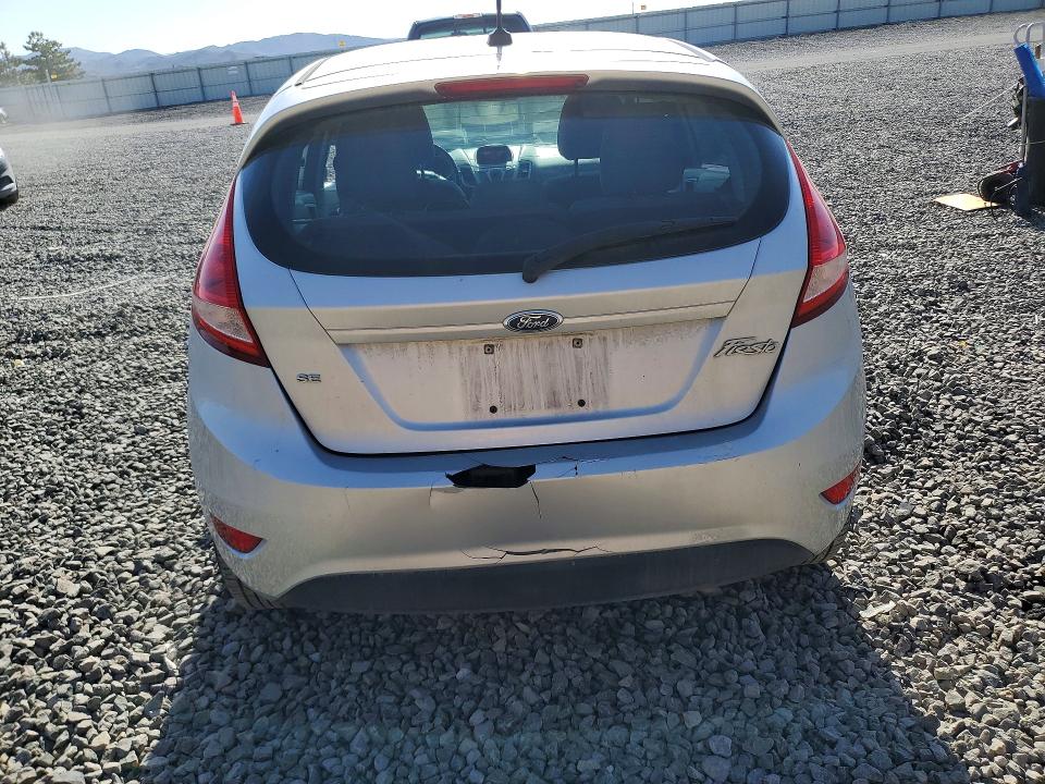 51793006 :رقم المزاد ، 3FADP4EJ1DM215000 vin ، 2013 Ford Fiesta مزاد بيع
