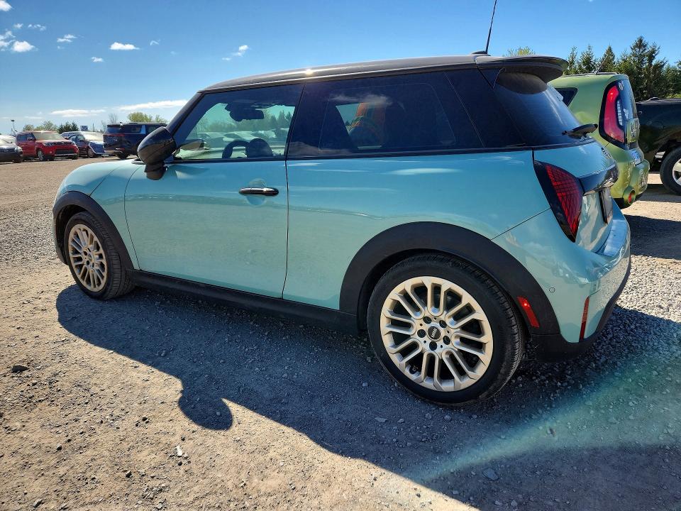 Продажа на аукционе авто 2025 Mini Cooper, vin: WMW23GD01S2X34167, номер лота: 53052616