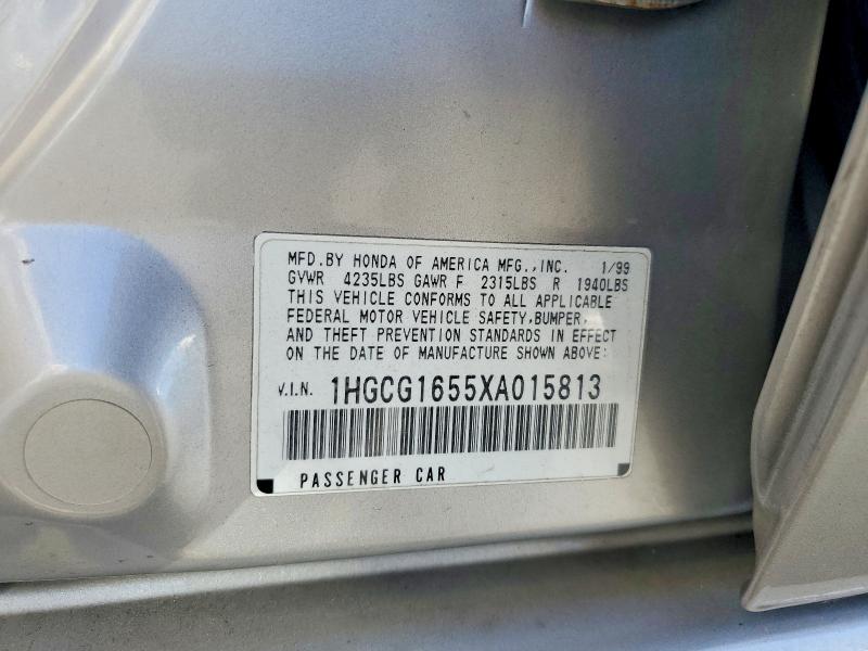 1999 Honda Accord მანქანა იყიდება აუქციონზე, vin: 1HGCG1655XA015813, აუქციონის ნომერი: 53612176