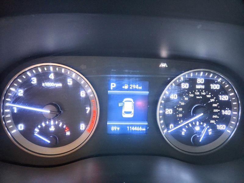 2020 Hyundai Tucson მანქანა იყიდება აუქციონზე, vin: KM8J33A42LU151123, აუქციონის ნომერი: 54702196