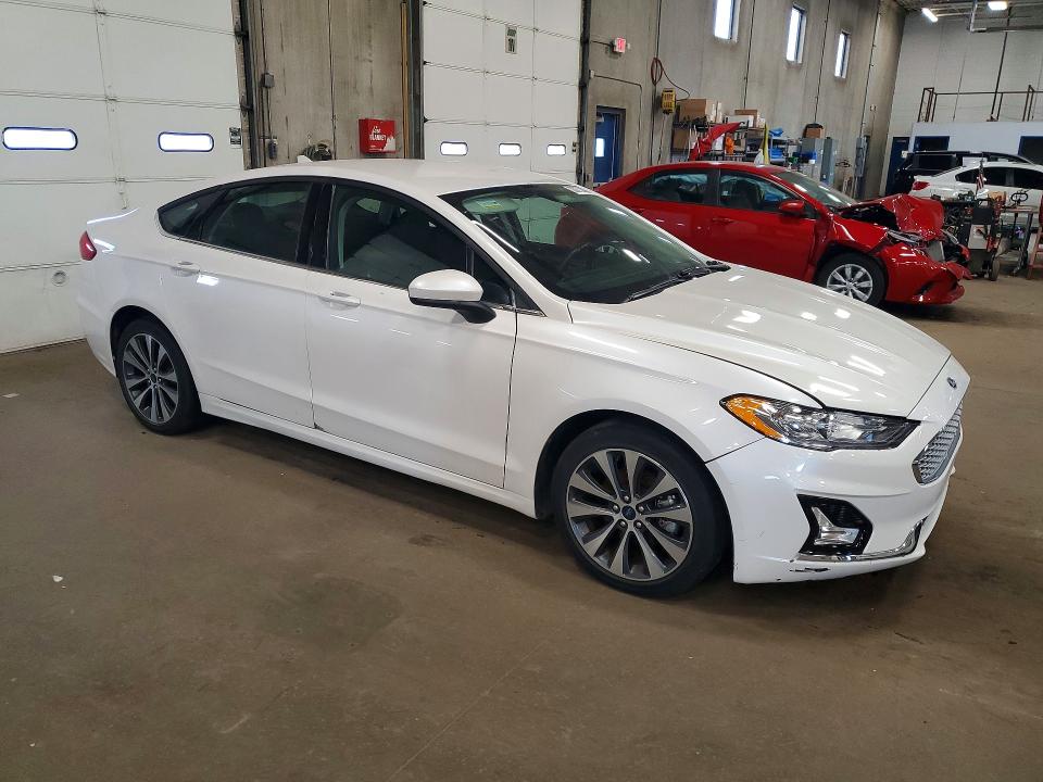 55073296 :رقم المزاد ، 3FA6P0T9XLR170537 vin ، 2020 Ford Fusion مزاد بيع