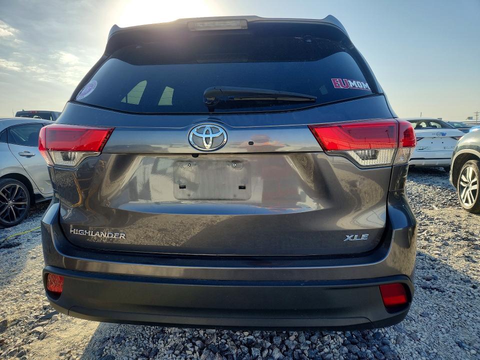 Aukcja sprzedaży 2017 Toyota Highlander, vin: 5TDKZRFH4HS218631, numer aukcji: 53325376