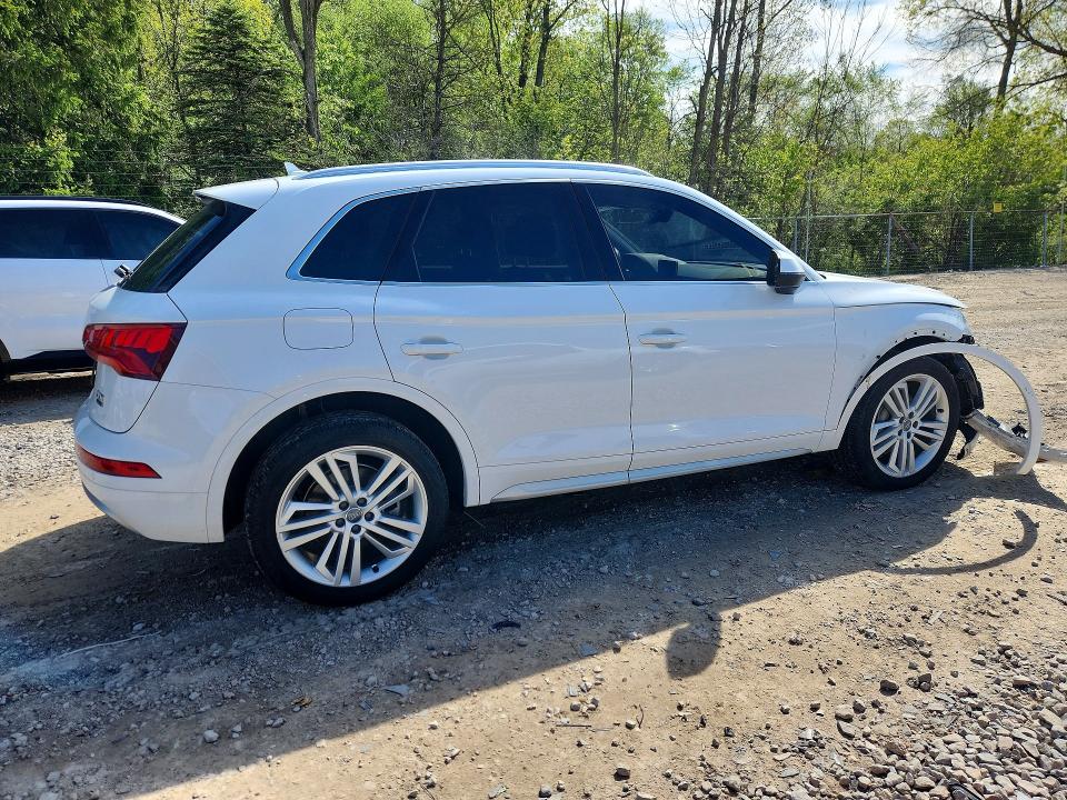 Продаж на аукціоні авто 2018 Audi Q5, vin: WA1BNAFY1J2016804, номер лоту: 53407236