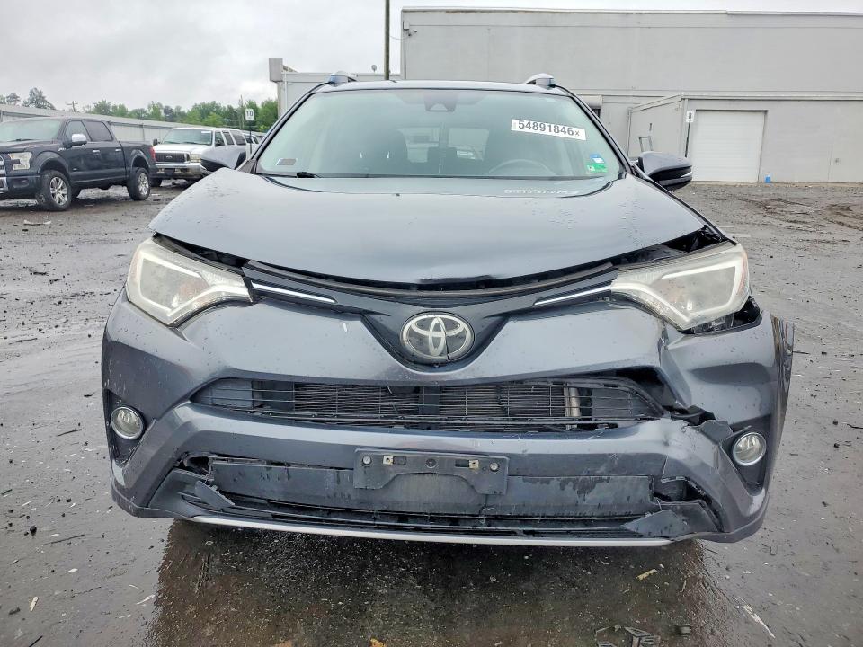 2017 Toyota Rav4 მანქანა იყიდება აუქციონზე, vin: JTMRFREV7HD206614, აუქციონის ნომერი: 54891846