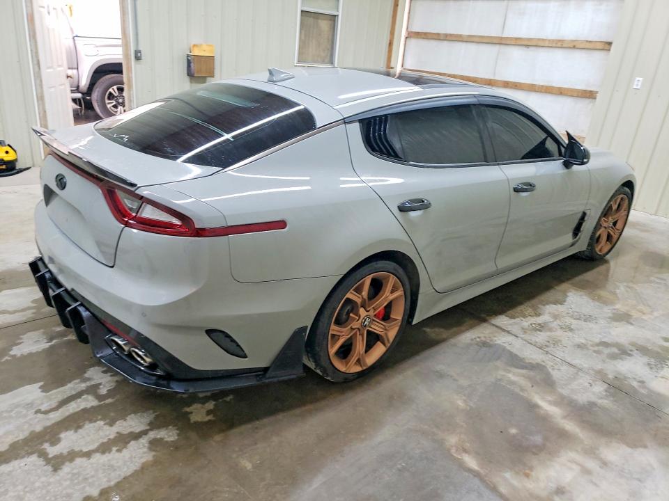 2018 Kia Stinger მანქანა იყიდება აუქციონზე, vin: KNAE55LCXJ6018320, აუქციონის ნომერი: 55038996