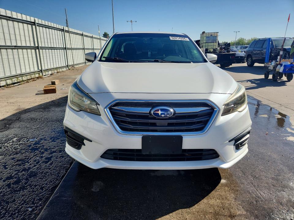 53414266 :رقم المزاد ، 4S3BNAC6XJ3041364 vin ، 2018 Subaru Legacy مزاد بيع