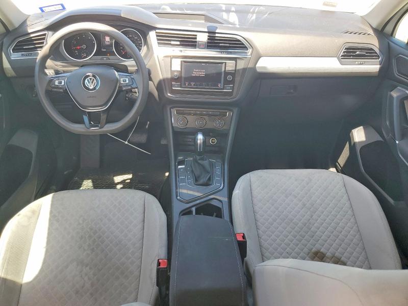 2018 Volkswagen Tiguan მანქანა იყიდება აუქციონზე, vin: 3VV1B7AXXJM087585, აუქციონის ნომერი: 54331446