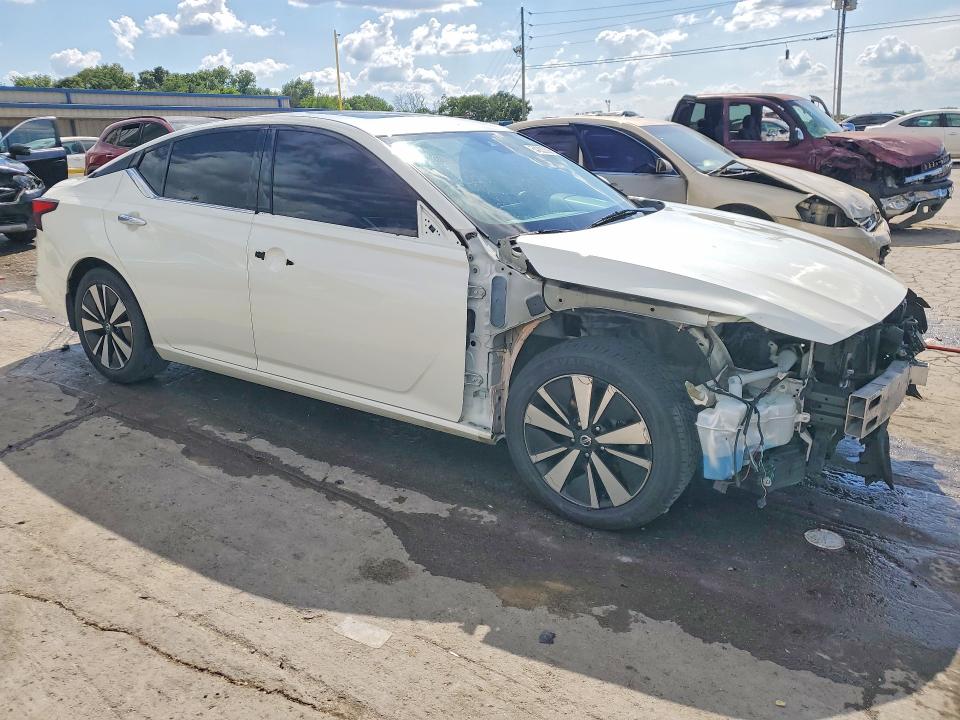 54303366 :رقم المزاد ، 1N4BL4EV0KC126085 vin ، 2019 Nissan Altima مزاد بيع