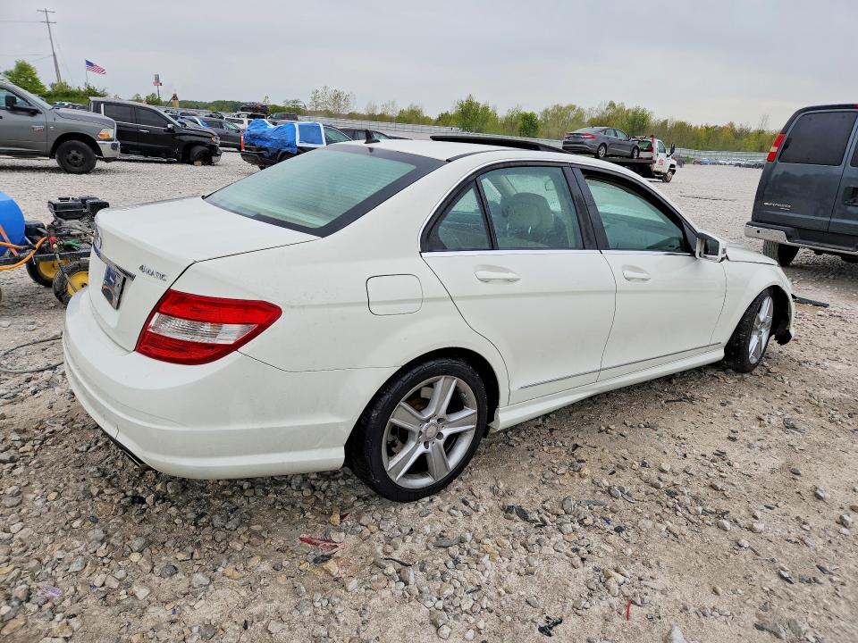 53319006 :رقم المزاد ، WDDGF8BBXBA512409 vin ، 2011 Mercedes-benz C مزاد بيع