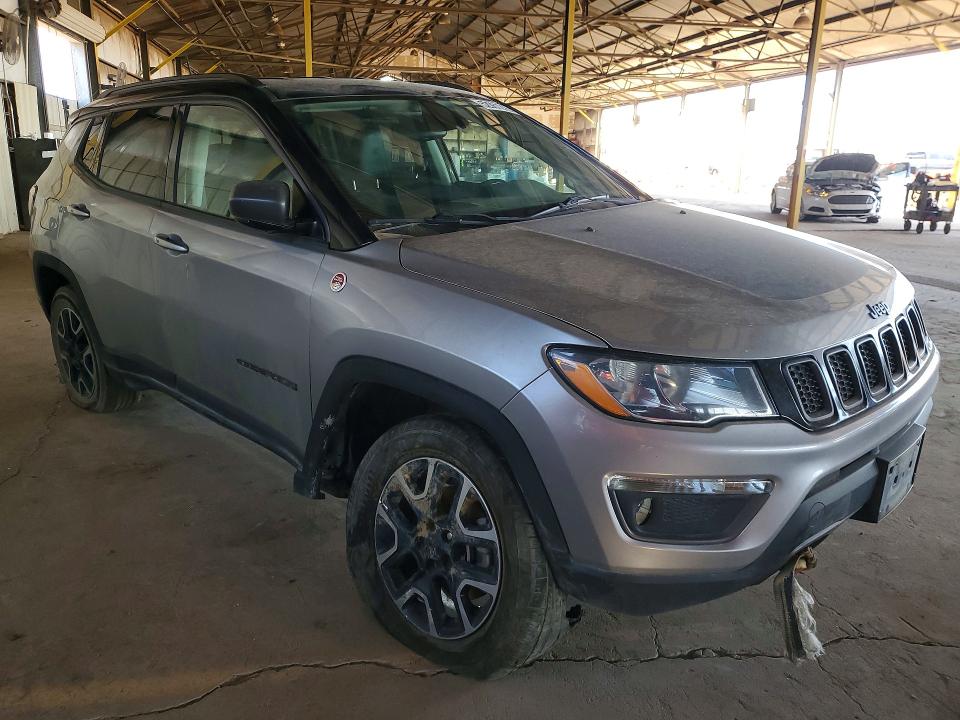 52061216 :رقم المزاد ، 3C4NJDDB7KT747963 vin ، 2019 Jeep Compass مزاد بيع