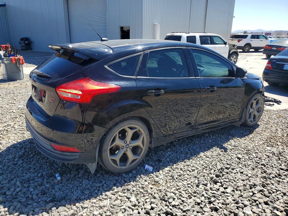 Продажа на аукционе авто 2018 Ford Focus, vin: 1FADP3L99JL240906, номер лота: 53375686