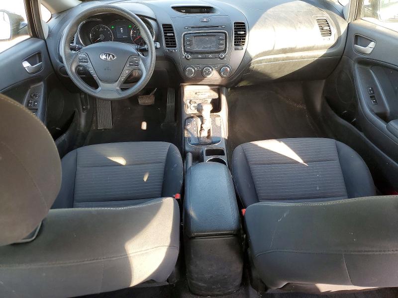 2017 Kia Forte მანქანა იყიდება აუქციონზე, vin: 3KPFL4A72HE152899, აუქციონის ნომერი: 54860466