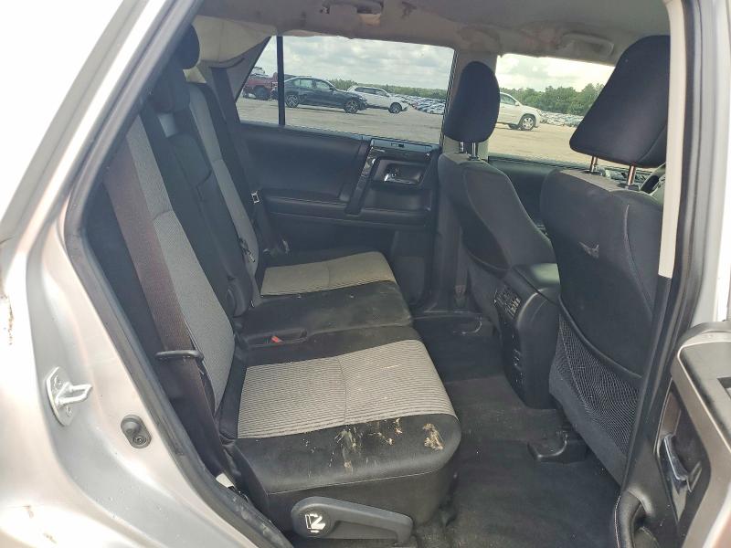 53595106 :رقم المزاد ، JTEBU5JR1K5646334 vin ، 2019 Toyota 4runner مزاد بيع