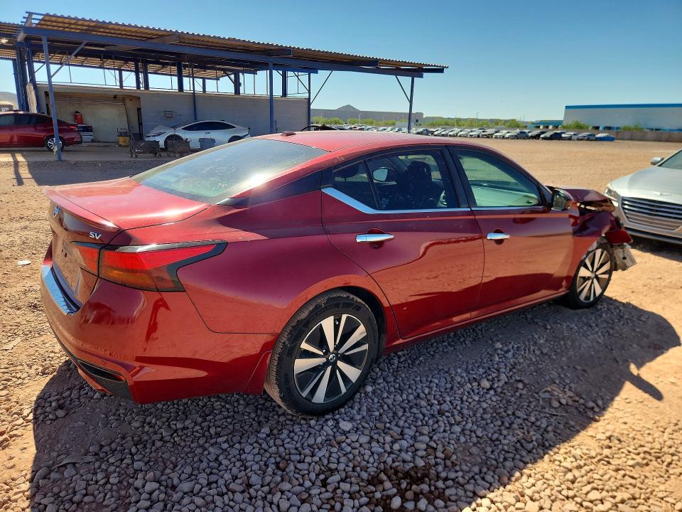 2021 Nissan Altima მანქანა იყიდება აუქციონზე, vin: 1N4BL4DV7MN335395, აუქციონის ნომერი: 52888656