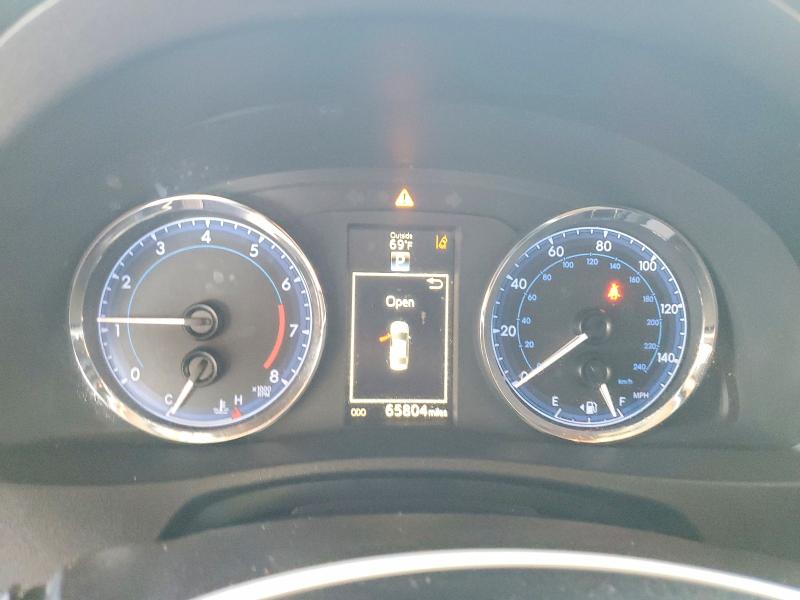 52416156 :رقم المزاد ، 2T1BURHE6JC019998 vin ، 2018 Toyota Corolla مزاد بيع