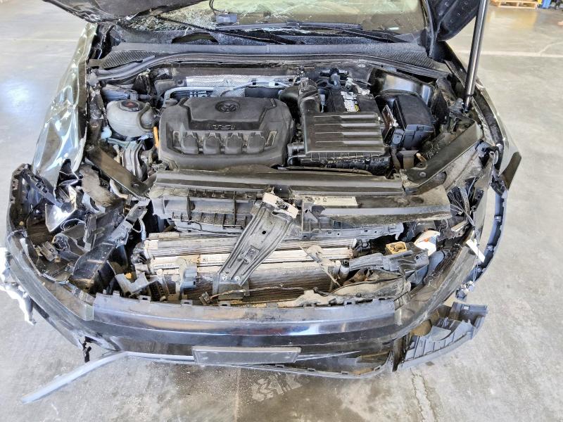 53795896 :رقم المزاد ، 3VV2B7AX4KM134289 vin ، 2019 Volkswagen Tiguan مزاد بيع